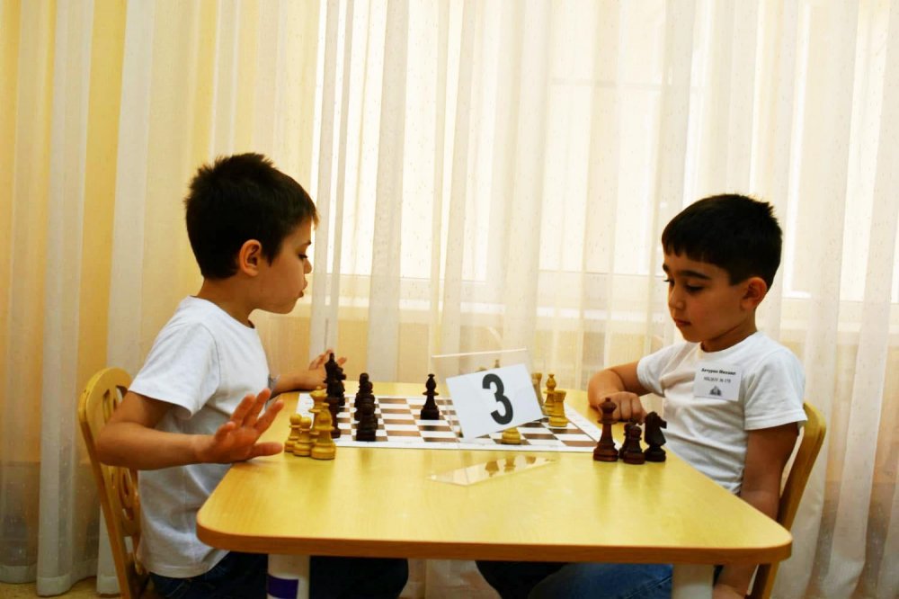 img (1)